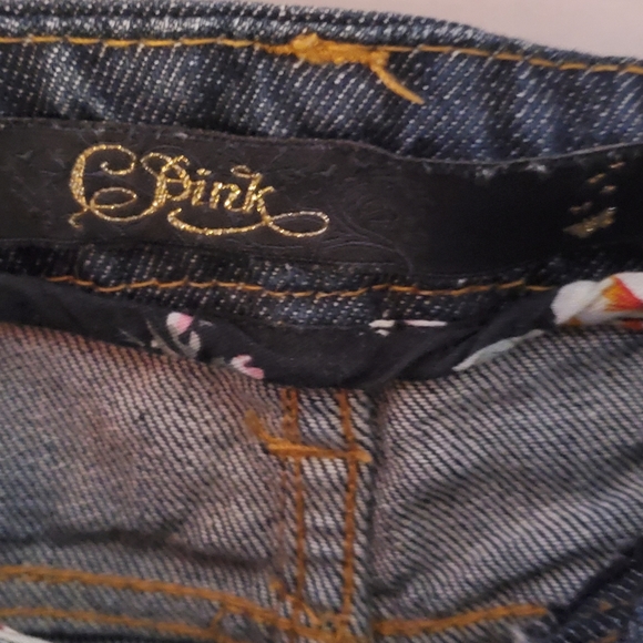 Distressed ripped shorts with flowers so cute❣️ - Picture 3 of 7